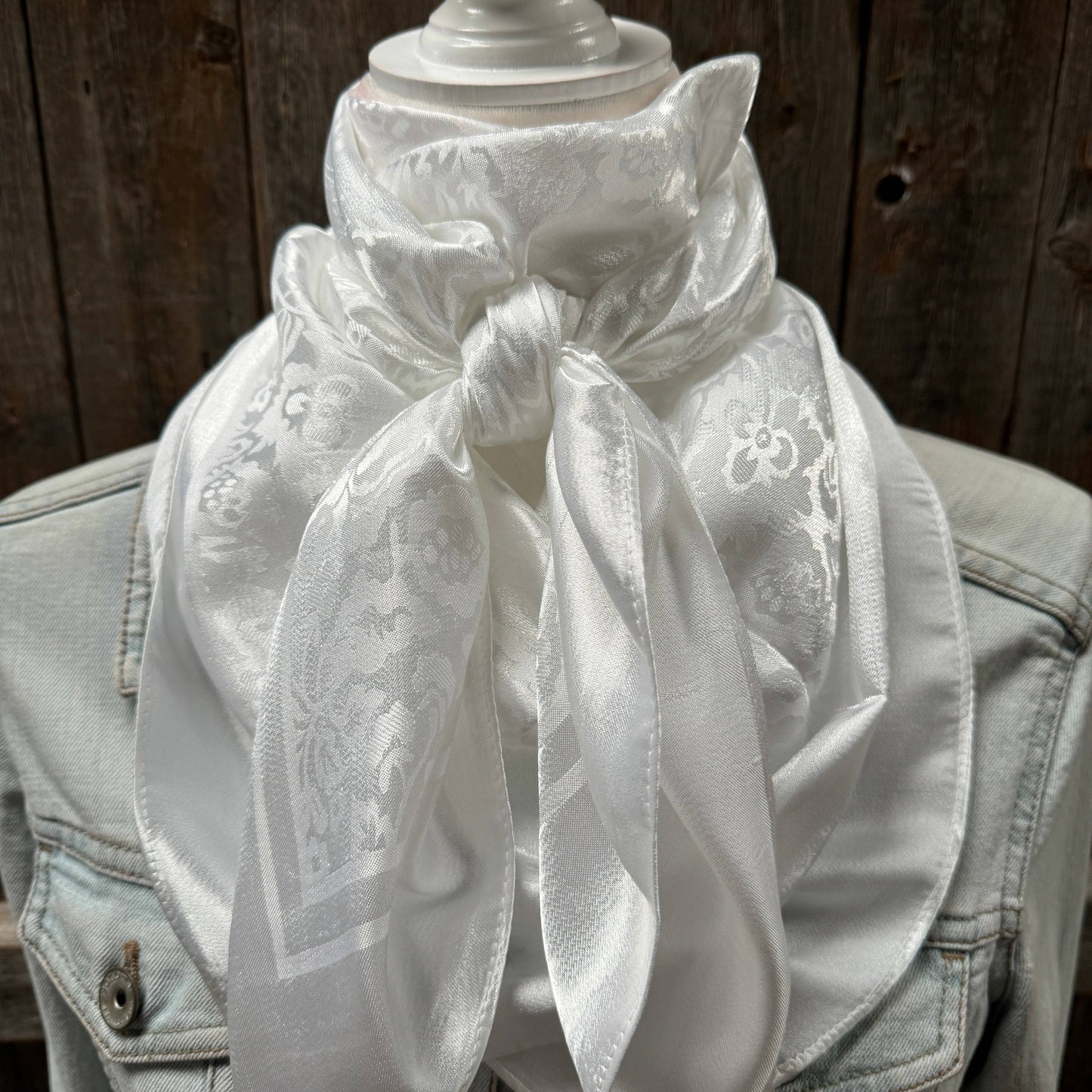 35X35" White Jacquard Wild Rag / Scarf WR4083