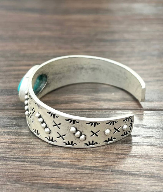 711280, Turquoise Cuff Bracelet
